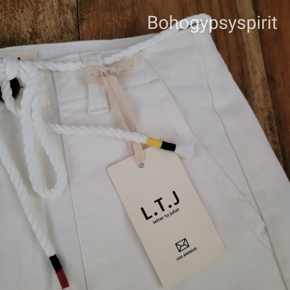 $60 L.T.J Letter to Juliet High Rise Chino Shorts, Small Off White